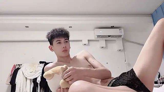 xiaojie2563 online show from 10-30-25, 11:00