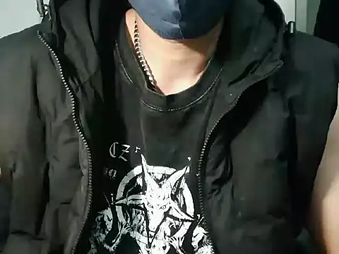 Snapshot of bigbb101011 chatting on 01-09-26, 04:21 bigbb101011 online show from 01-09-26, 04:21