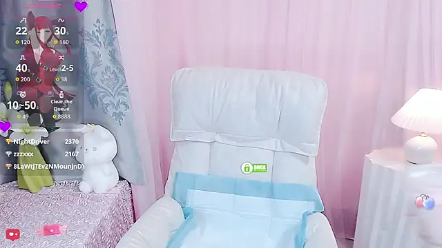 Snapshot of mumubaby- chatting on 09-25-25, 03:38 mumubaby- online show from 09-25-25, 03:38