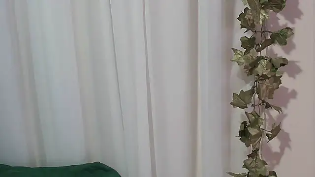 angelainparis28 online show from 10-04-25, 06:00