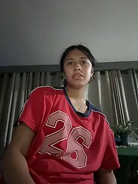 lynn9000 online show from 10-26-25, 05:24