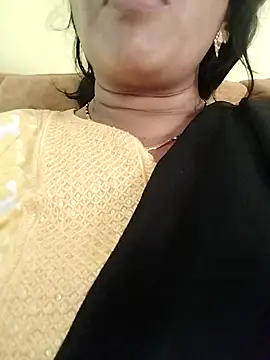 Snapshot of Monika_Telugu_Girl chatting on 11-06-25, 07:42 Monika Telugu Girl online show from 11-06-25, 07:42