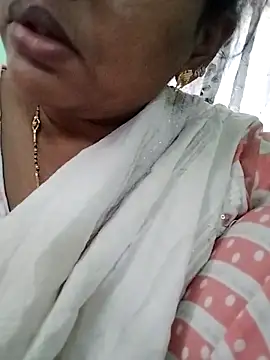 Snapshot of Monika_Telugu_Girl chatting on 11-09-25, 07:06 Monika Telugu Girl online show from 11-09-25, 07:06