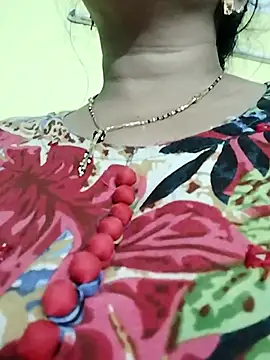 Snapshot of Monika_Telugu_Girl chatting on 11-15-25, 02:57 Monika Telugu Girl online show from 11-15-25, 02:57