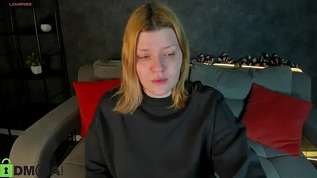 Michele Greenn online show from 04-20-26, 01:08