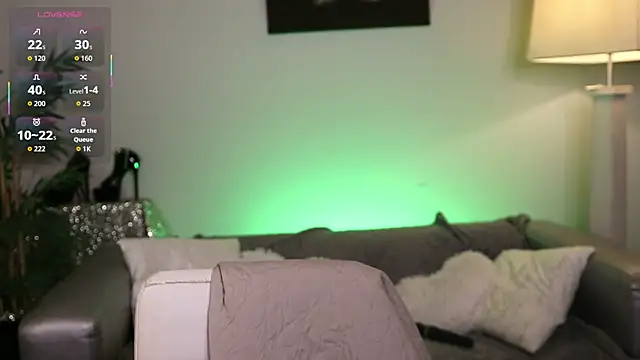 Snapshot of NovaHollisx chatting on 11-23-25, 02:44 NovaHollisx online show from 11-23-25, 02:44