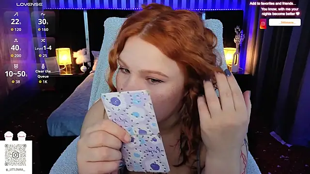 Clumsy Nana online show from 10-03-25, 06:38