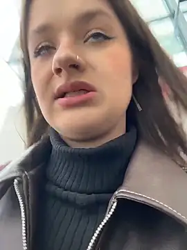 Snapshot of KittyQueeny chatting on 03-13-26, 12:12 KittyQueeny online show from 03-13-26, 12:12