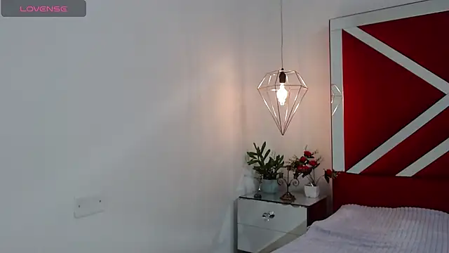 iisabella noa online show from 11-07-25, 07:58