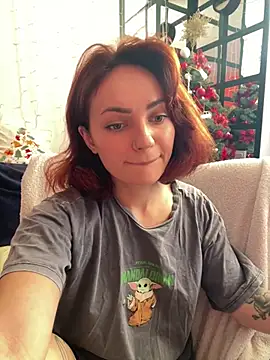 Snapshot of SaraLow chatting on 01-13-26, 07:46 SaraLow online show from 01-13-26, 07:46