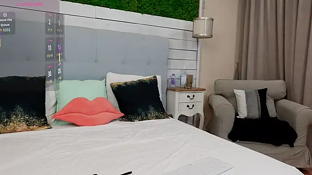 JenniferLovve online show from 09-12-25, 04:12