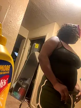 Snapshot of Sexy_Chocolat_Star chatting on 11-01-25, 10:45 Sexy Chocolat Star online show from 11-01-25, 10:45