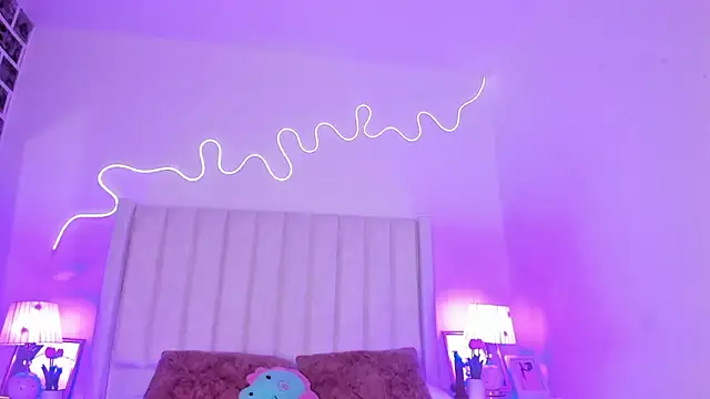 Snapshot of charlotreid chatting on 12-03-25, 07:34 charlotreid online show from 12-03-25, 07:34