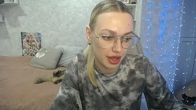 NickyAdamidi online show from 09-26-25, 04:11