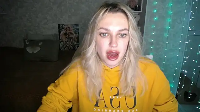 NickyAdamidi online show from 11-18-25, 04:55