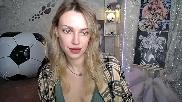 Snapshot of NickyAdamidi chatting on 06-25-26, 04:22 NickyAdamidi online show from 06-25-26, 04:22
