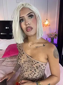 MystiqueXXX online show from 03-19-26, 01:15