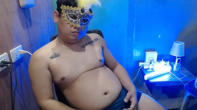 Snapshot of native_cummer chatting on 09-15-25, 05:46 native cummer online show from 09-15-25, 05:46