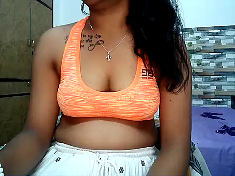 HOT AARVI11 online show from 11-19-25, 04:29