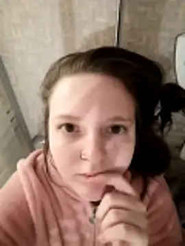 Snapshot of Kinkybooby chatting on 01-18-26, 04:22 Kinkybooby online show from 01-18-26, 04:22