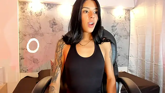 Snapshot of julietha03 chatting on 07-24-26, 11:14 julietha03 online show from 07-24-26, 11:14