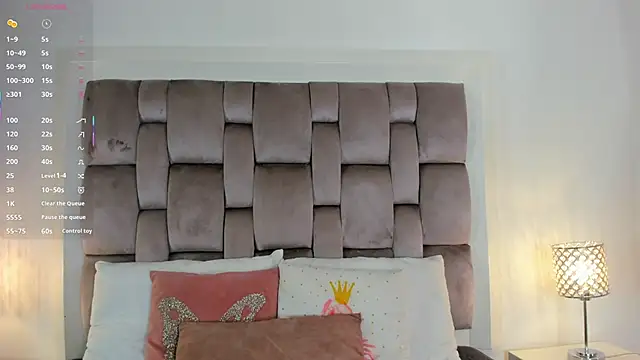 Snapshot of HarleyQueen666 chatting on 10-23-25, 10:47 HarleyQueen666 online show from 10-23-25, 10:47