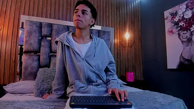 owen  johnson online show from 11-14-25, 12:15