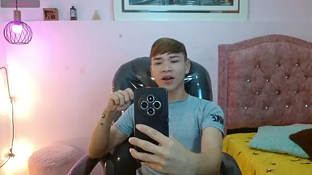 nathanclay online show from 11-08-25, 03:29