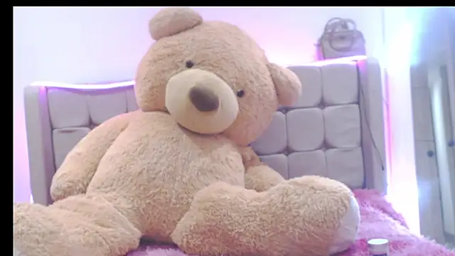 HotAss Hally online show from 04-12-26, 05:12