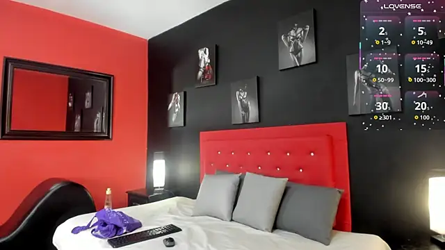 lilyth adam online show from 03-25-26, 07:31