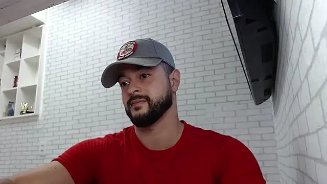 Snapshot of BombeiroHotx chatting on 03-06-26, 09:55 BombeiroHotx online show from 03-06-26, 09:55