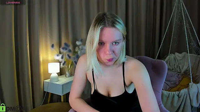 Casey Miller online show from 10-21-25, 01:17