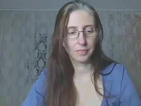 CandiCole online show from 11-21-25, 03:54