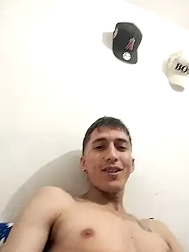 Carlos11123 online show from 10-04-25, 07:23