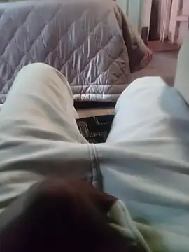 Snapshot of Mshengu01 chatting on 03-25-26, 09:04 Mshengu01 online show from 03-25-26, 09:04