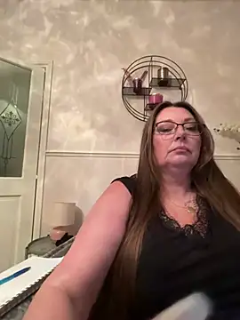 BuxomKitty BBW online show from 04-11-26, 07:40