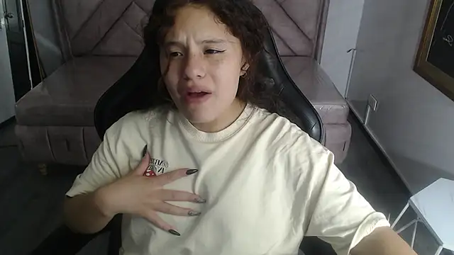 Velvet Moon V online show from 02-09-26, 08:13