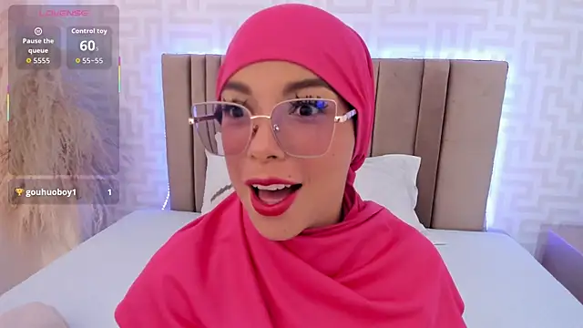 Snapshot of naishaa_ chatting on 06-20-26, 05:05 naishaa online show from 06-20-26, 05:05