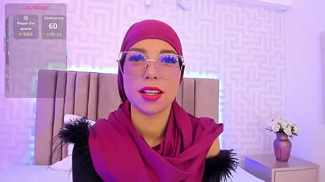 Snapshot of naishaa_ chatting on 06-25-26, 04:55 naishaa online show from 06-25-26, 04:55
