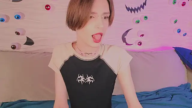 madi snow online show from 10-31-25, 05:08