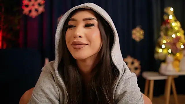 Snapshot of _ChloeLee_ chatting on 12-16-25, 06:51 ChloeLee online show from 12-16-25, 06:51