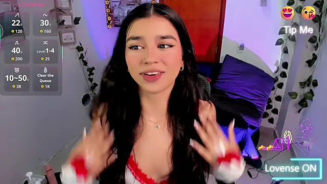 Elsa Pataky online show from 12-04-25, 02:26