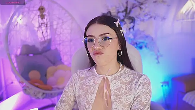 JadeSummerr online show from 10-04-25, 11:41