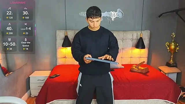 Horny nick18 online show from 10-09-25, 10:35