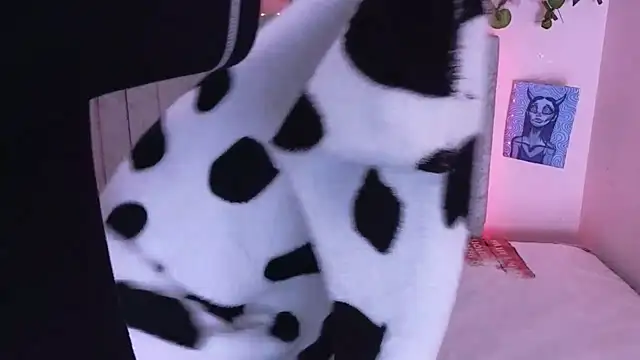 Snapshot of katalinathxandbritney1 chatting on 09-13-25, 09:58 katalinathxandbritney1 online show from 09-13-25, 09:58