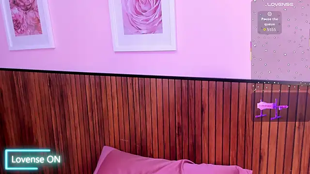 Snapshot of dalia_roses chatting on 11-19-25, 12:54 dalia roses online show from 11-19-25, 12:54