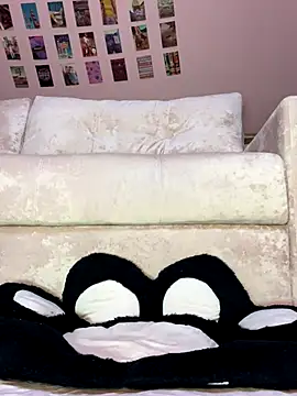 Snapshot of Rinamay_ chatting on 11-30-25, 11:09 Rinamay online show from 11-30-25, 11:09