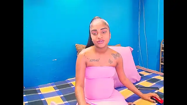 Snapshot of indiansumaya chatting on 09-13-25, 06:13 indiansumaya online show from 09-13-25, 06:13