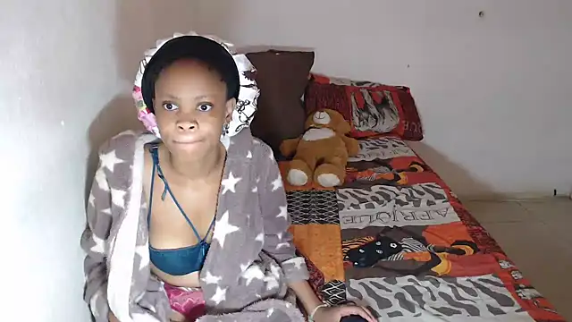 EssenceLovers online show from 04-13-26, 09:37