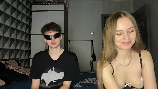 merycouple online show from 04-03-26, 08:51